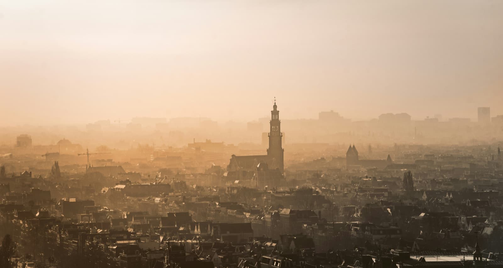 Amsterdam, wijken met verschillende huurprijzen en karakter