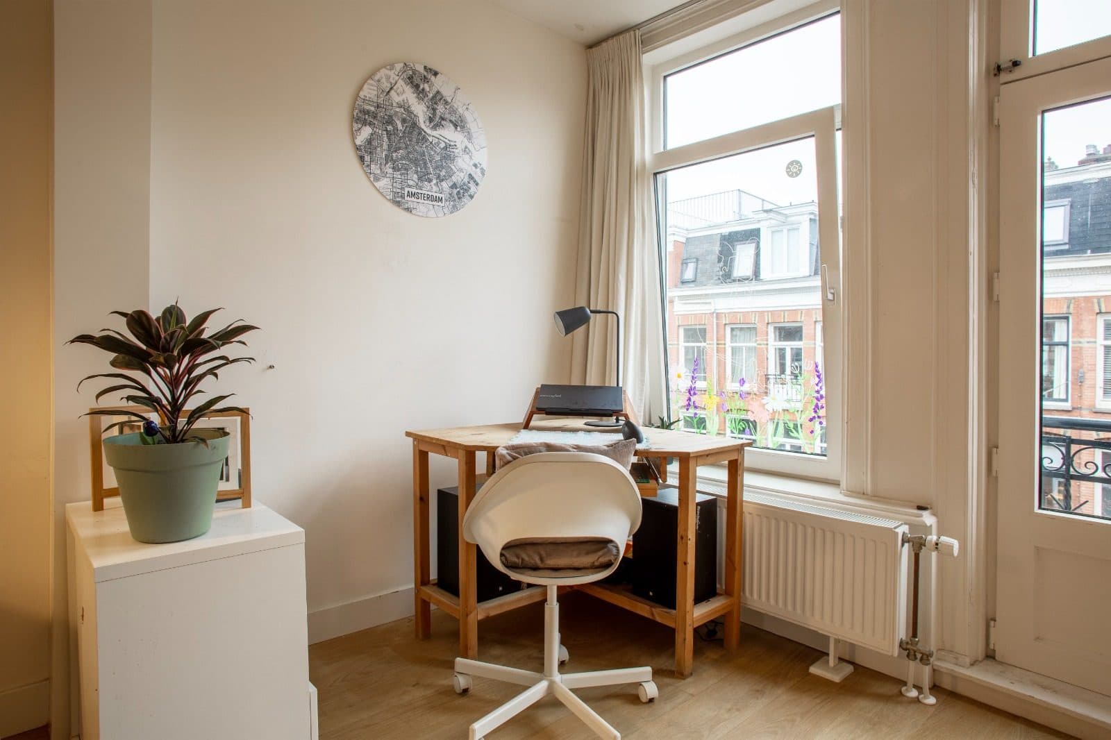 Sunny and cozy sublet in de pijp, foto 4